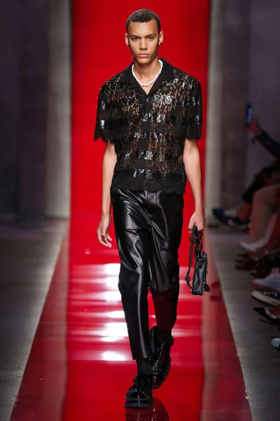 Look 21